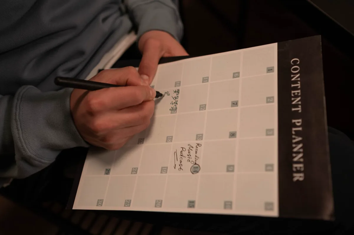 Calendário editorial organizado para planejamento de conteúdo