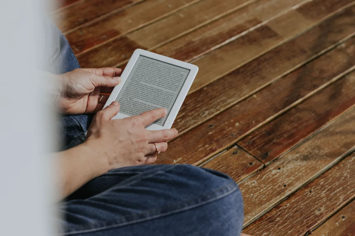 Formulário de inscrição por email com oferta de ebook gratuito